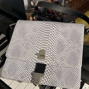 Maison Margiela Paris MM6 Crossbody/Shoulderbag/Tote NWOT